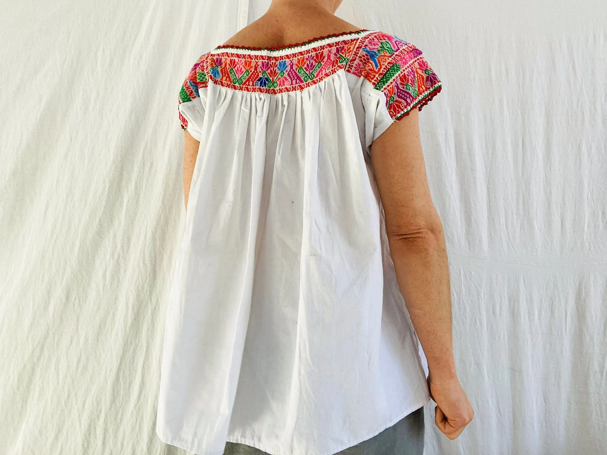 Hand-Embroidered Nahua Blouse. Puebla, Mexico. Up to Size M