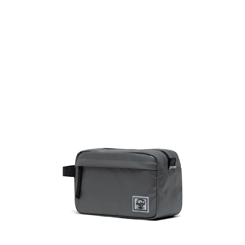 HERSCHEL CHAPTER TRAVEL KIT WEATHER RESISTANT COLLECTION