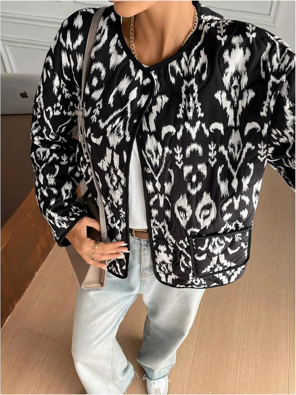 MakeMeChic Women's Cropped Quilted Jacket Floral Printed Puffer Jacket Long Sleeve Lightweight Outerwear