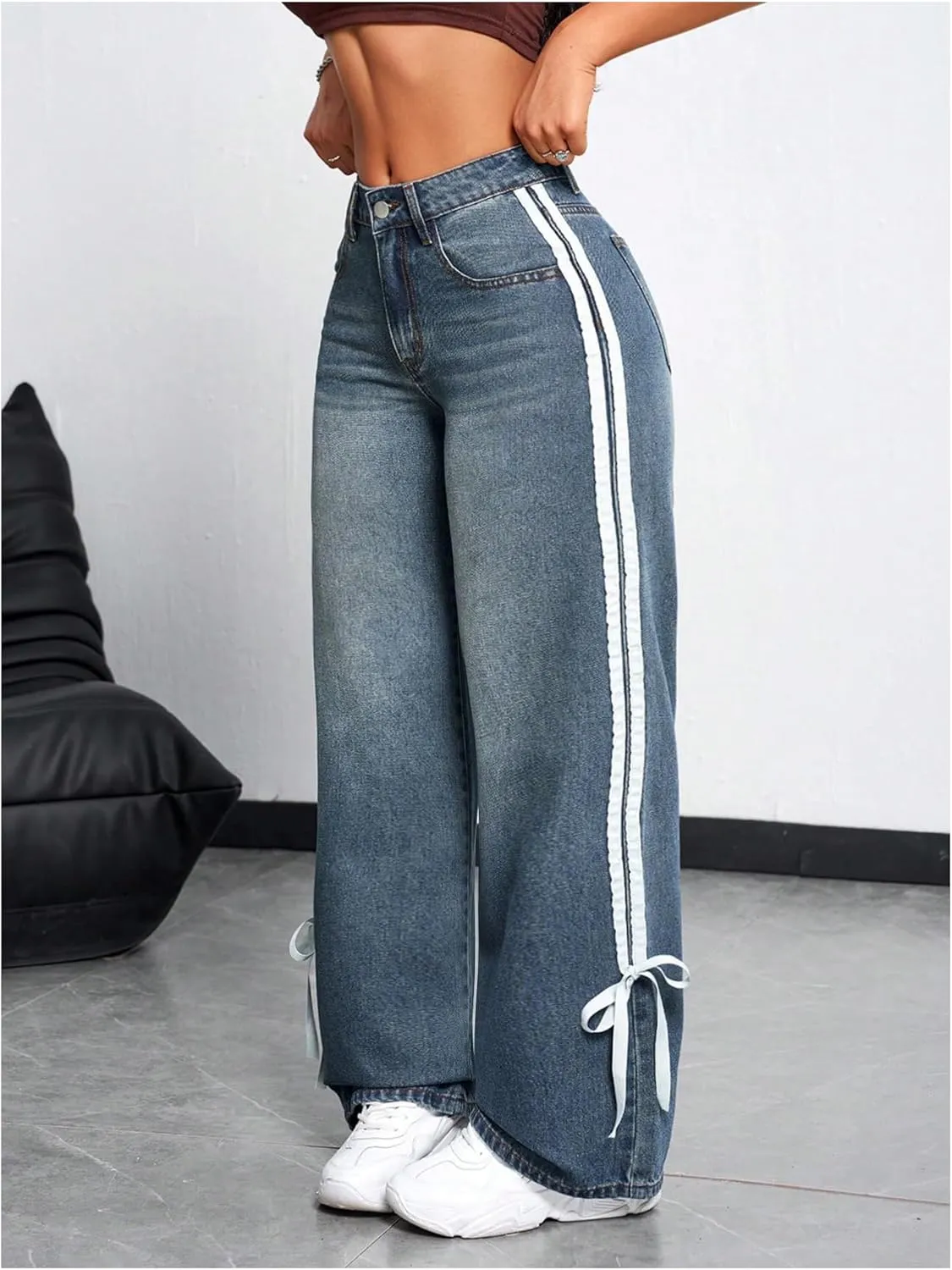 MakeMeChic Women's Straight Wide Leg Denim Pants Striped Bow Rise Jeans with Pocket Y2K Streetwear