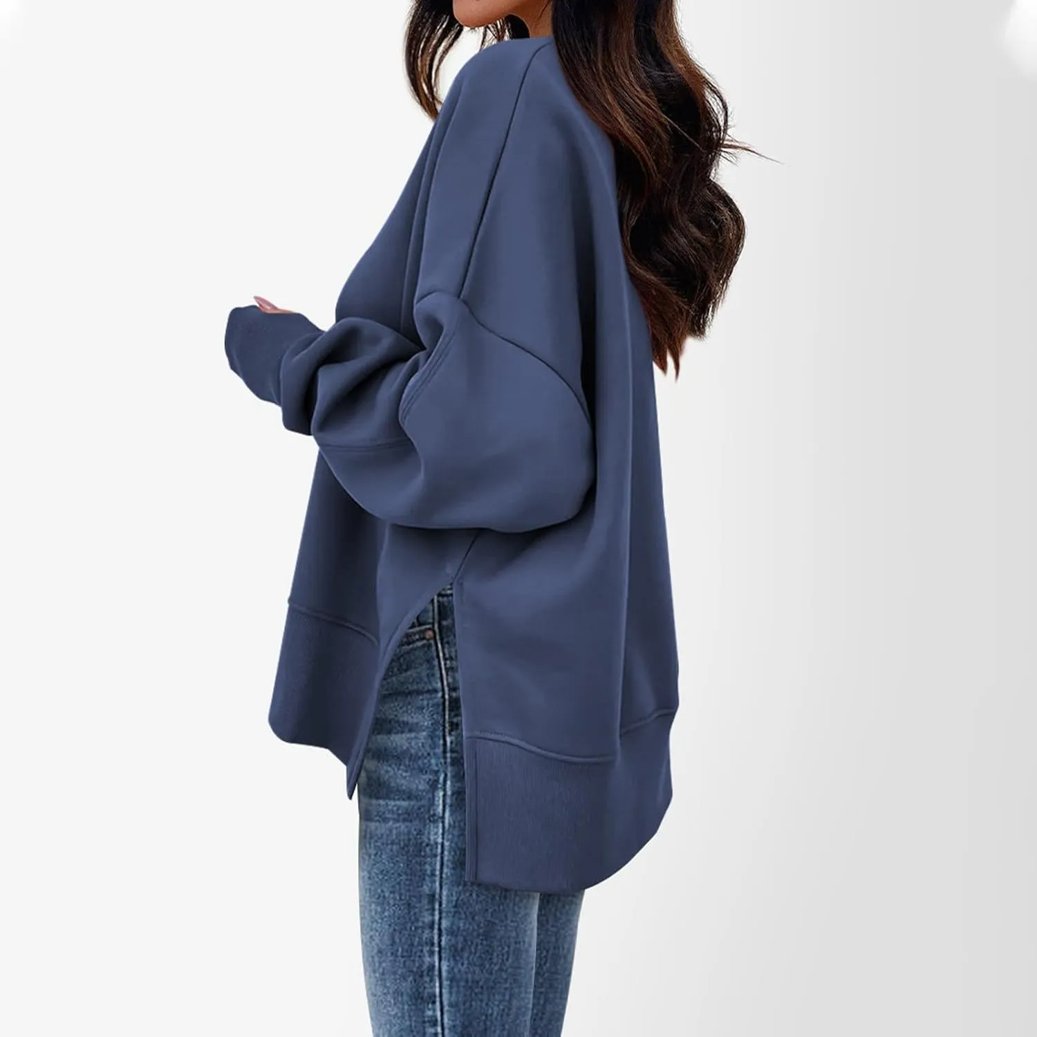 Oversized Sweatshirt for Women Loose Fit Drop Shoulder Split Hem Tops Thumb Hole Trendy Y2K Sweater Pullover
