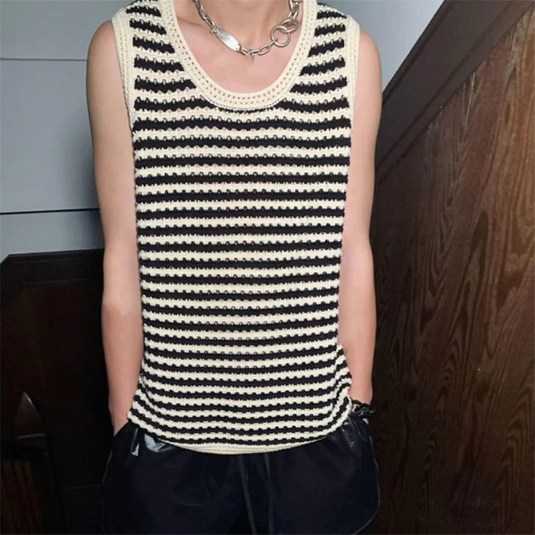 Striped Knitted Tanks Tops Men's Knitwear Sleeveless Streetwear Loose Vintage Shirts