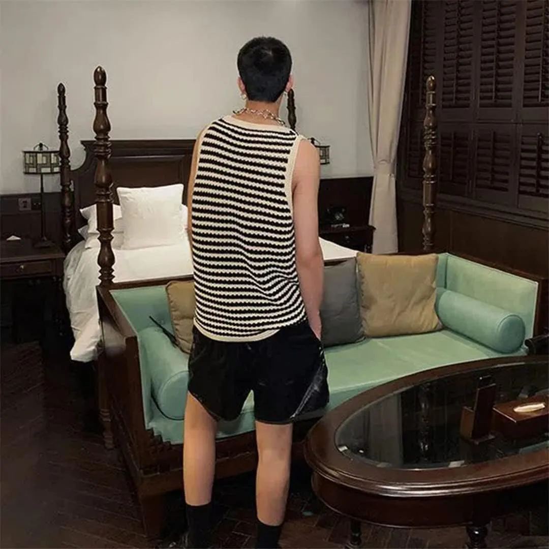 Striped Knitted Tanks Tops Men's Knitwear Sleeveless Streetwear Loose Vintage Shirts