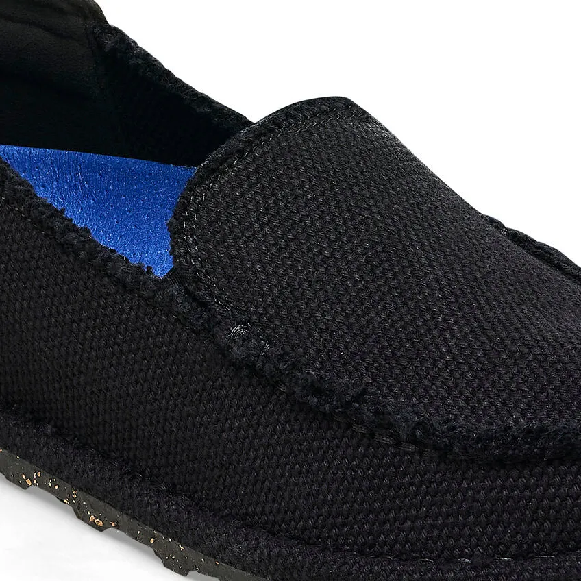 Utti : Black Canvas