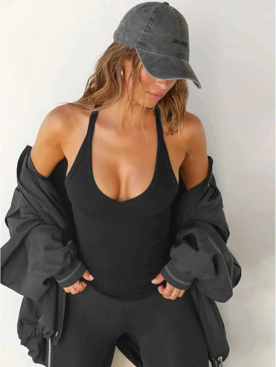 Womens Spaghetti Strap Tank Tops V Neck Racerback Going Out Crop 2025 Trendy Top Summer Sleeveless Ribbed Camisole